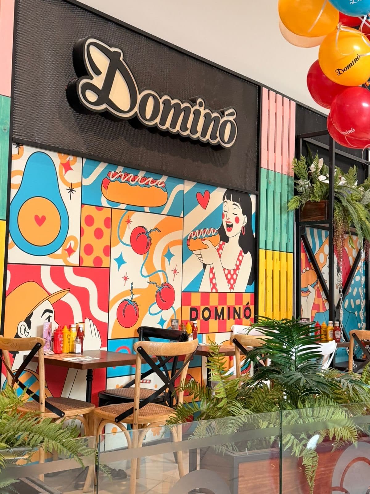 Mural Dominó - Luna Lee